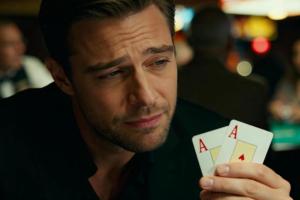 如何在德州扑克中通过慢打控制底池并逼迫对手犯错